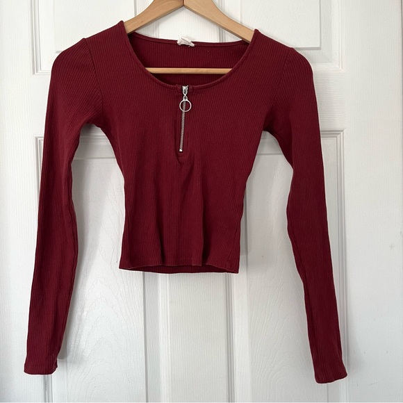 Garage long sleeve dark red top with front half zip Size XS - Picture 1 of 5